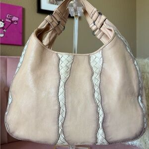 BOTTEGA VENETA Handbag Blush leather Cream Intrecciato Weave & Gunmetal hardware